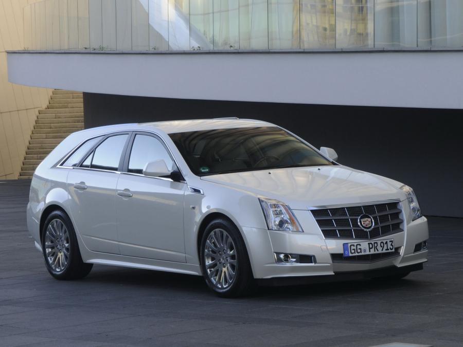  Cadillac CTS Sport Wagon 2010 года  (EU) (фото 9 из 11)
